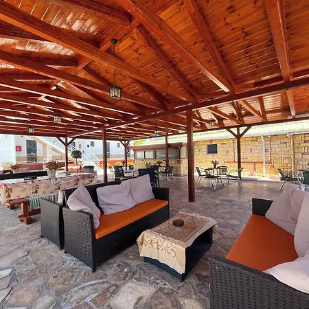 페타스 아파트먼트 아파트 자킨토스 타운