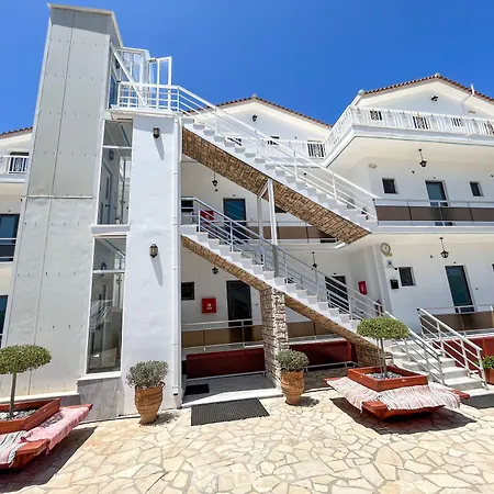 페타스 아파트먼트 자킨토스 타운