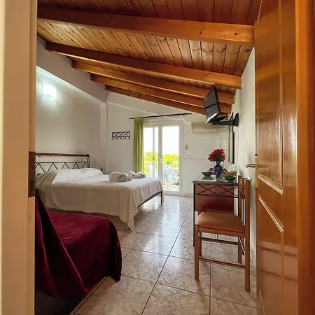 페타스 아파트먼트 아파트 자킨토스 타운