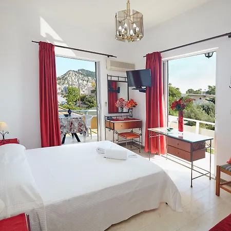 페타스 아파트먼트 *