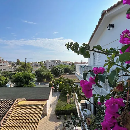 페타스 아파트먼트 아파트 자킨토스 타운