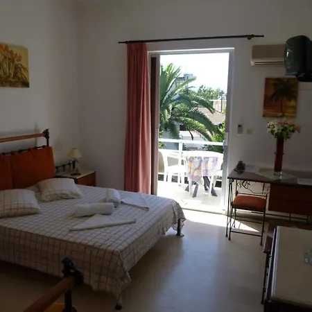 페타스 아파트먼트 *