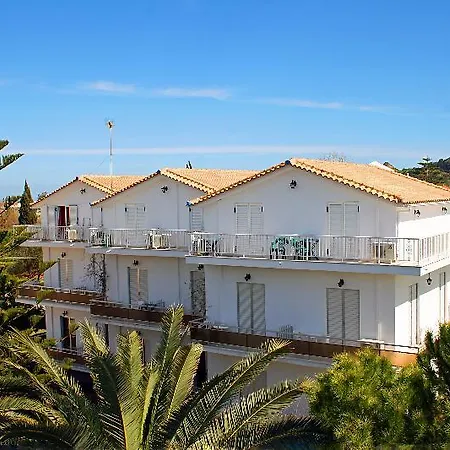 페타스 아파트먼트 자킨토스 타운