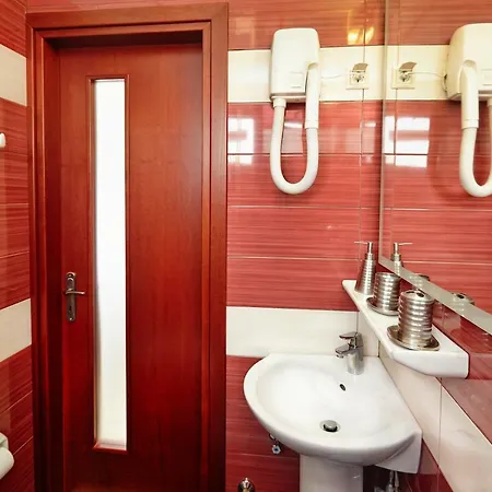 페타스 아파트먼트 자킨토스 타운